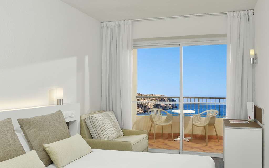 Sol Mirador De Calas Calas de Mallorca Bilik gambar